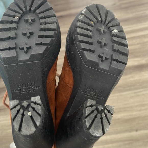 Boots - Picture 6 of 7